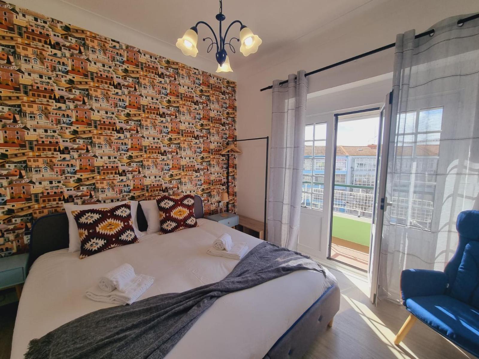 Almada Central By Innkeeper Bagian luar foto