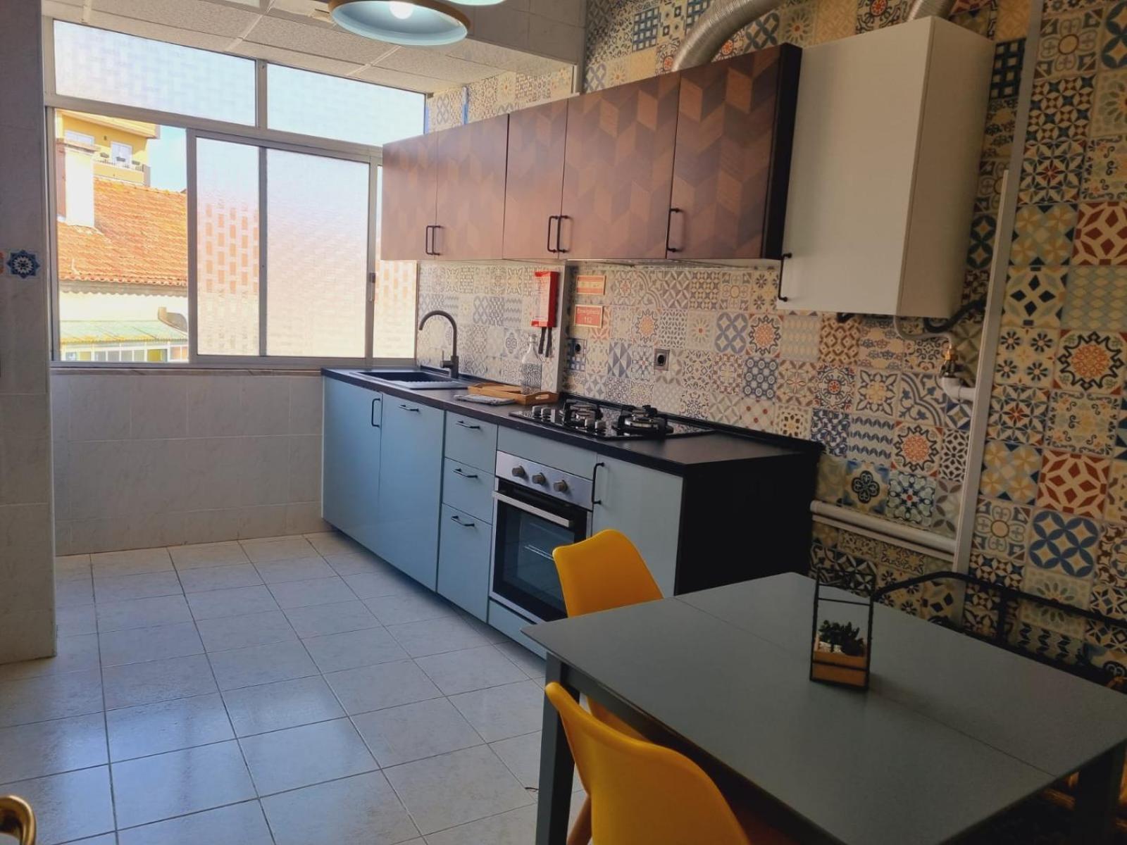 Almada Central By Innkeeper Bagian luar foto